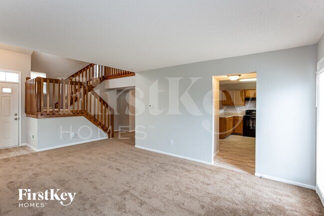 Photo - 10320 Liverpool Way