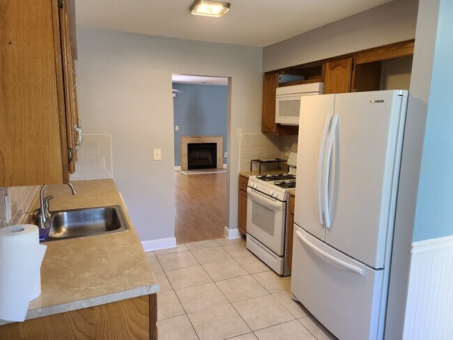 Photo - 13 Covington Ct