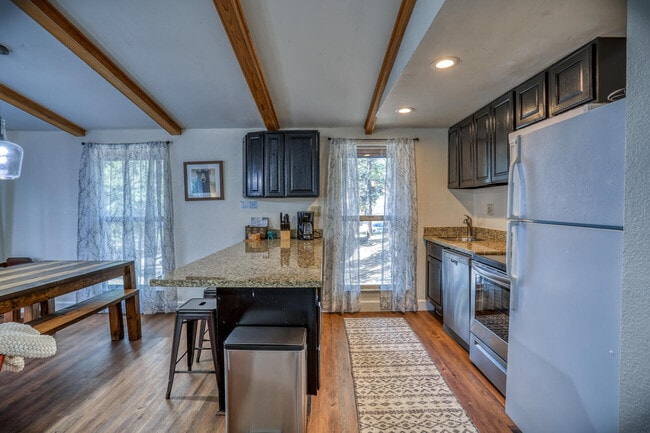 Photo - 26 N Debonaire Ct House