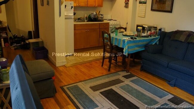 Photo - 64 Brighton Ave Unidad 208 Rental