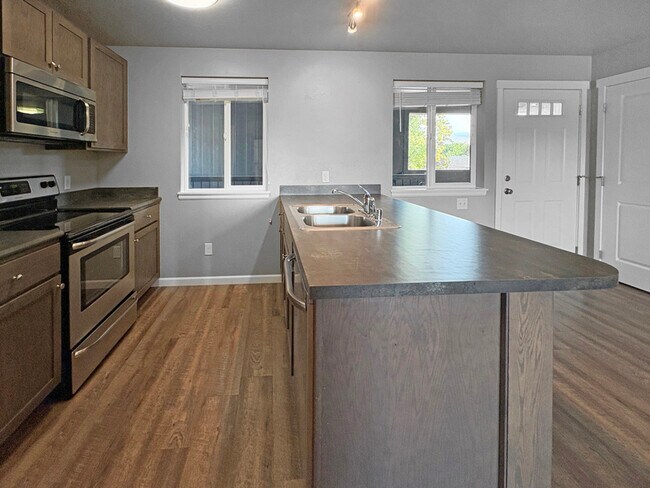 Photo - 1809 S 11th St W Unit Apt #7