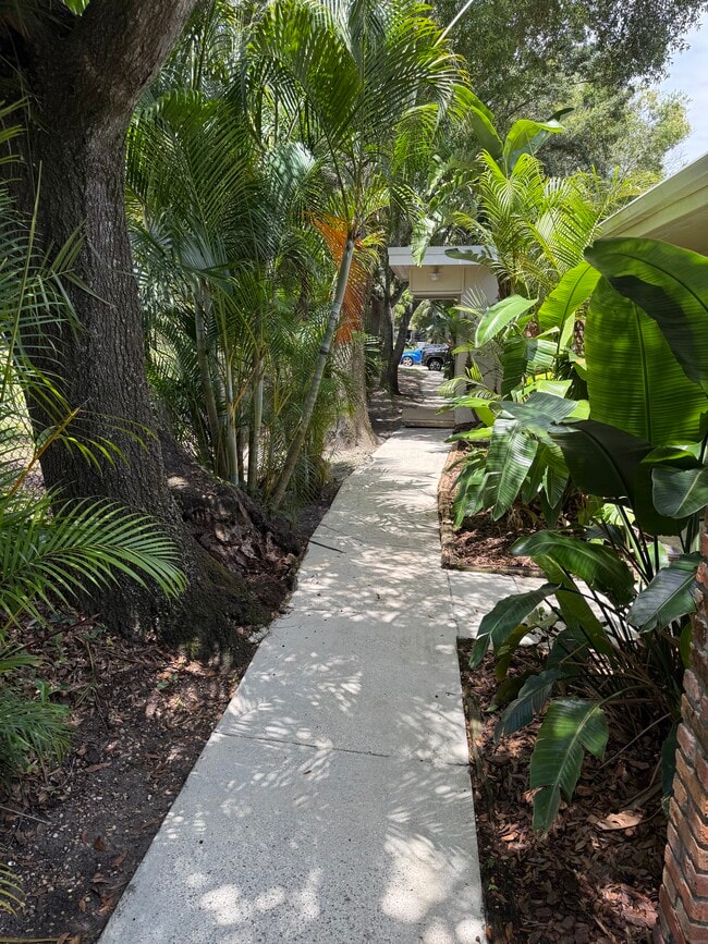 Photo - 421 S Hyer Ave Unit D