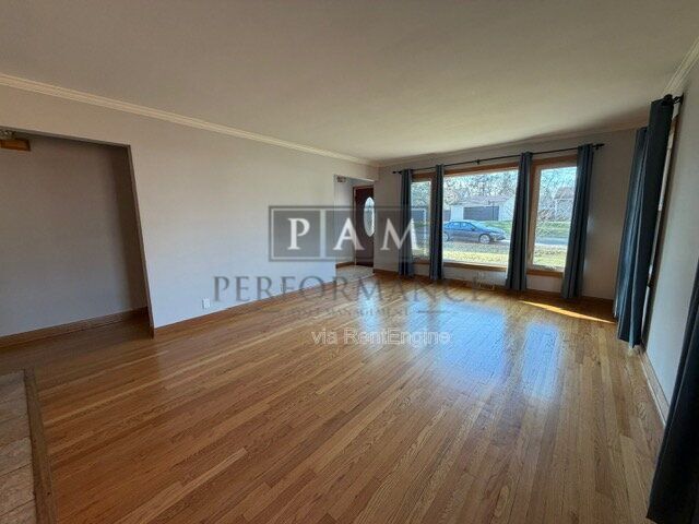 Photo - 9229 27th Ave