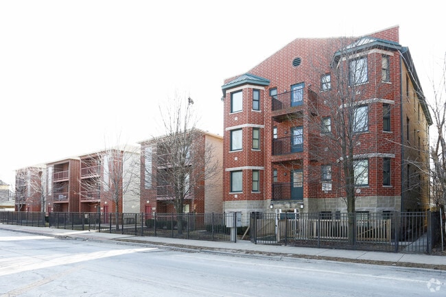 Normal Parkway Homes - Normal Parkway Homes