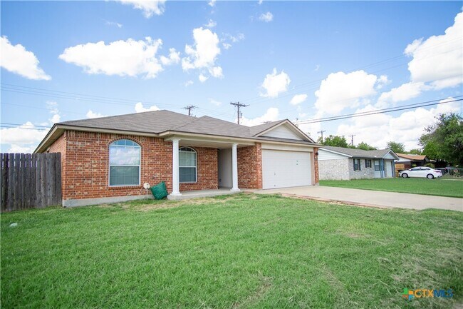 Photo - 1809 Herndon Dr House