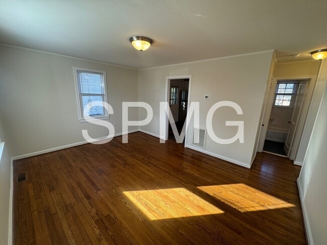 Photo - 3126 Yardley Dr NW
