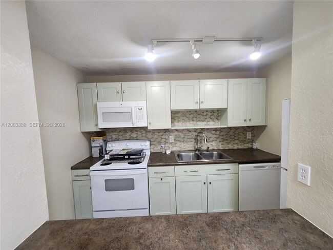 Photo - 802 NW 87th Ave Unit 312