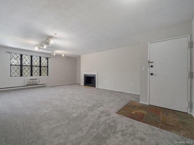 Photo - 391 Sierra Vista Ln