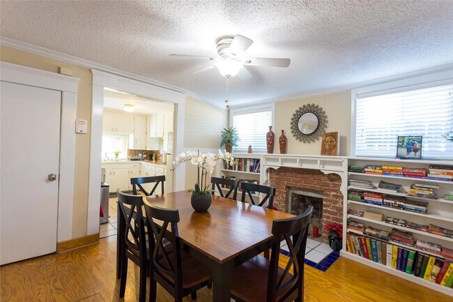 Photo - 2003 Haskell St