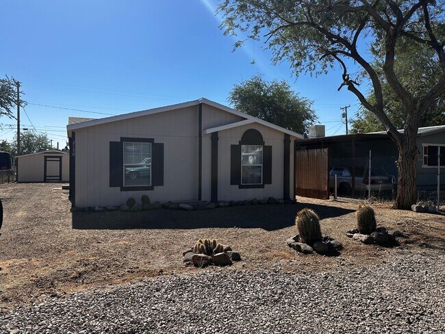 Photo - 3 Bedroom 2 Bathroom Mobile Home