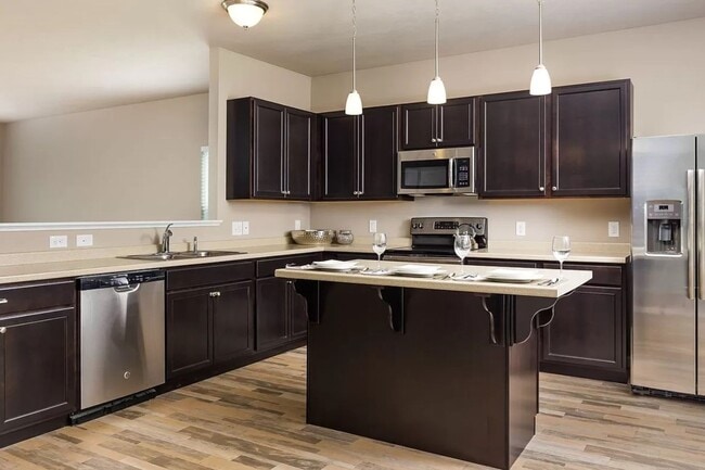 Newer 4 bedroom home for lease! - Newer 4 bedroom home for lease!