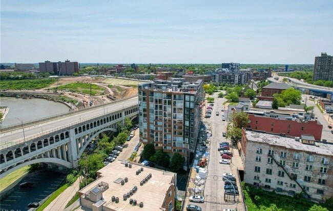 Photo - 2222 Detroit Ave Unit 403