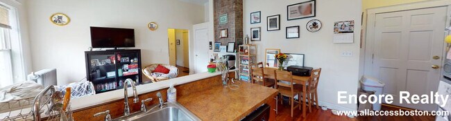 Photo - 358 Broadway Unit 2