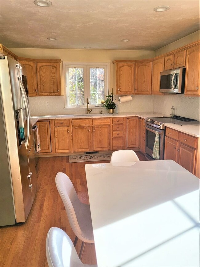Photo - 21 Hines Rd
