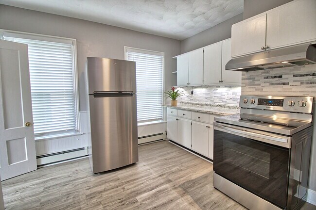 Photo - 12 Loveland St