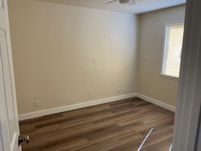 Photo - 2003 W Olympic Blvd