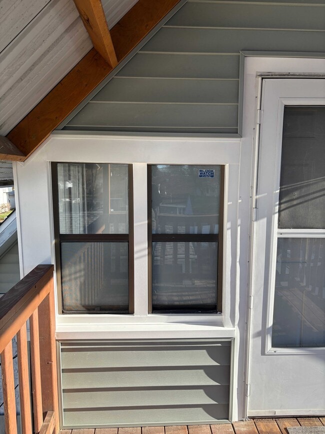 Photo - 4817 N Madison St