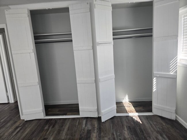 Photo - 2909 Mockingbird Ln
