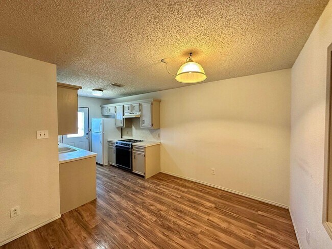 Photo - 6614 Hope Ave