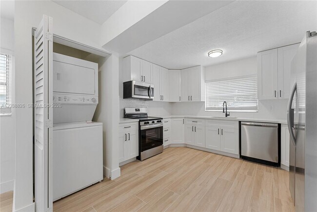 Photo - 10261 NW 35th St Unidad 10