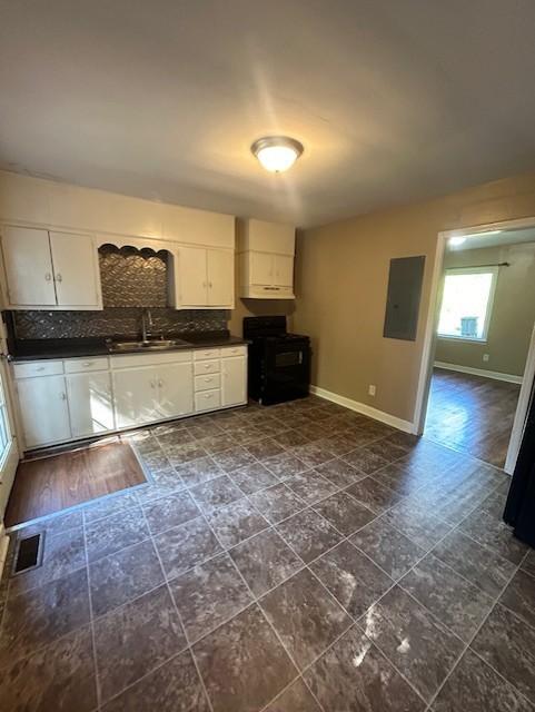 Photo - 1704 Seaver Rd