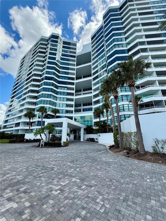 Building Photo - 988 Blvd of the Arts Unit 1617