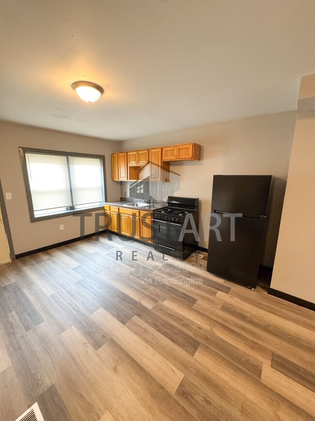 Photo - 1533 S Allison St