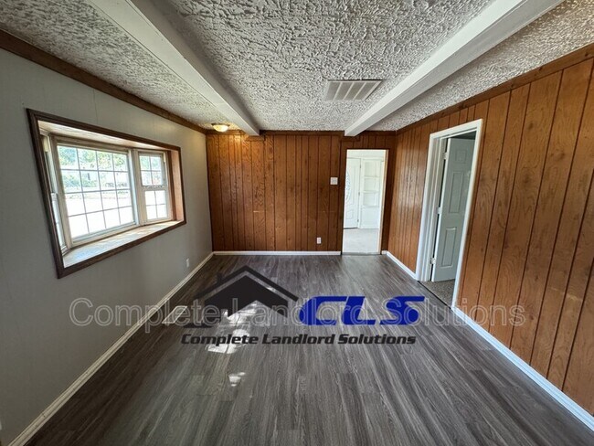 Photo - 630 S 7th St