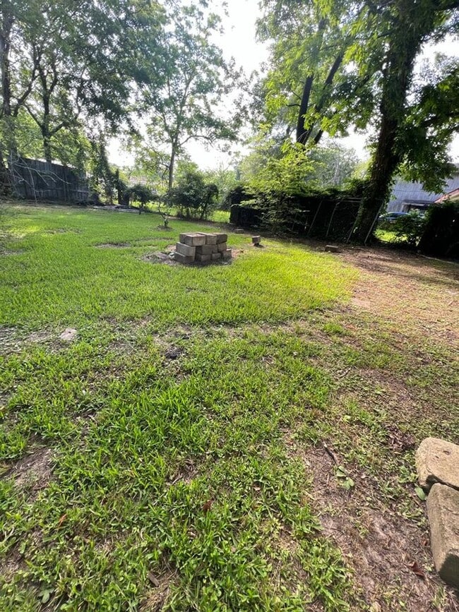 Photo - 3960 Harding DR.