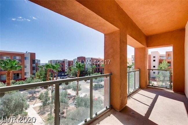 Photo - 23 E Agate Ave