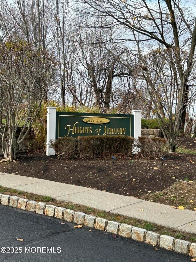 Photo - 145 Conover Ter