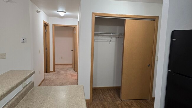 River Hills Apartments