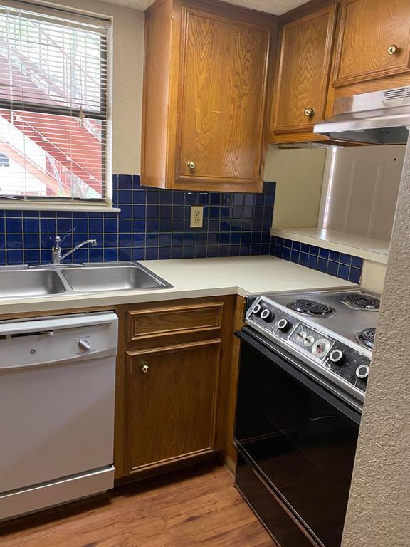 Photo - 706 W 22nd St Unit 104