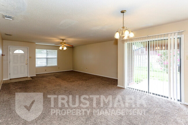 Photo - 2110 El Dorado Dr