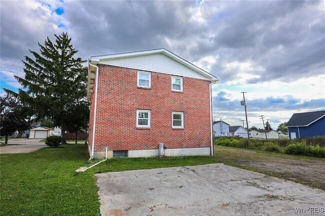 Photo - 862 Falcon Dr