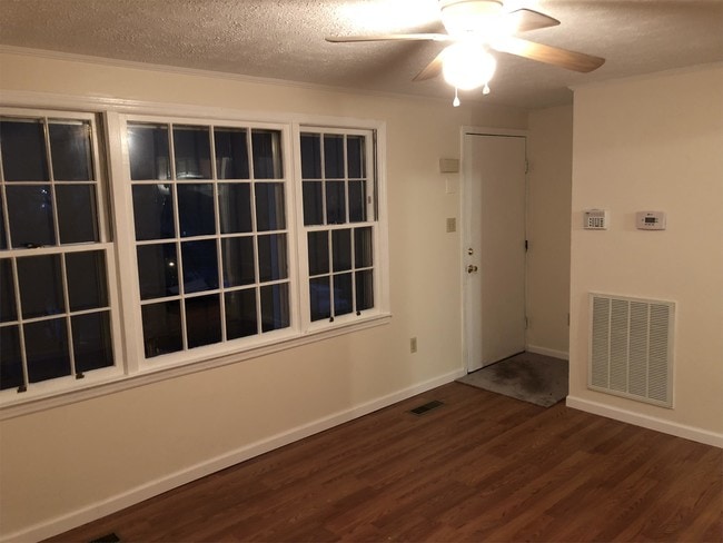 Photo - 337 Milliron Ave
