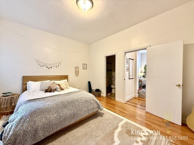 Photo - 202 St Paul St Unit 12R