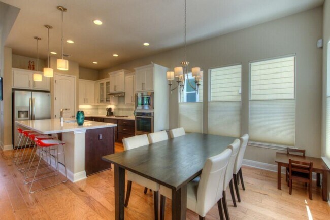 Photo - 4524 Ruiz St