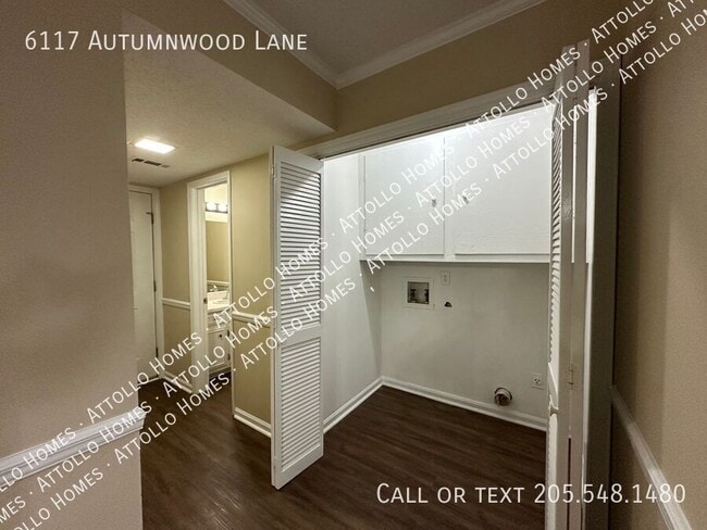 Photo - 6117 Autumnwood Ln