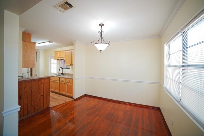 Photo - 231 Gaile Ave