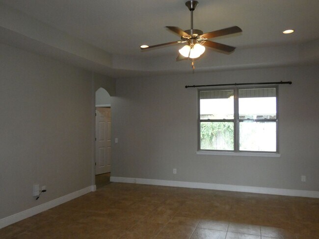 Photo - Spacious 5-Bedroom Home