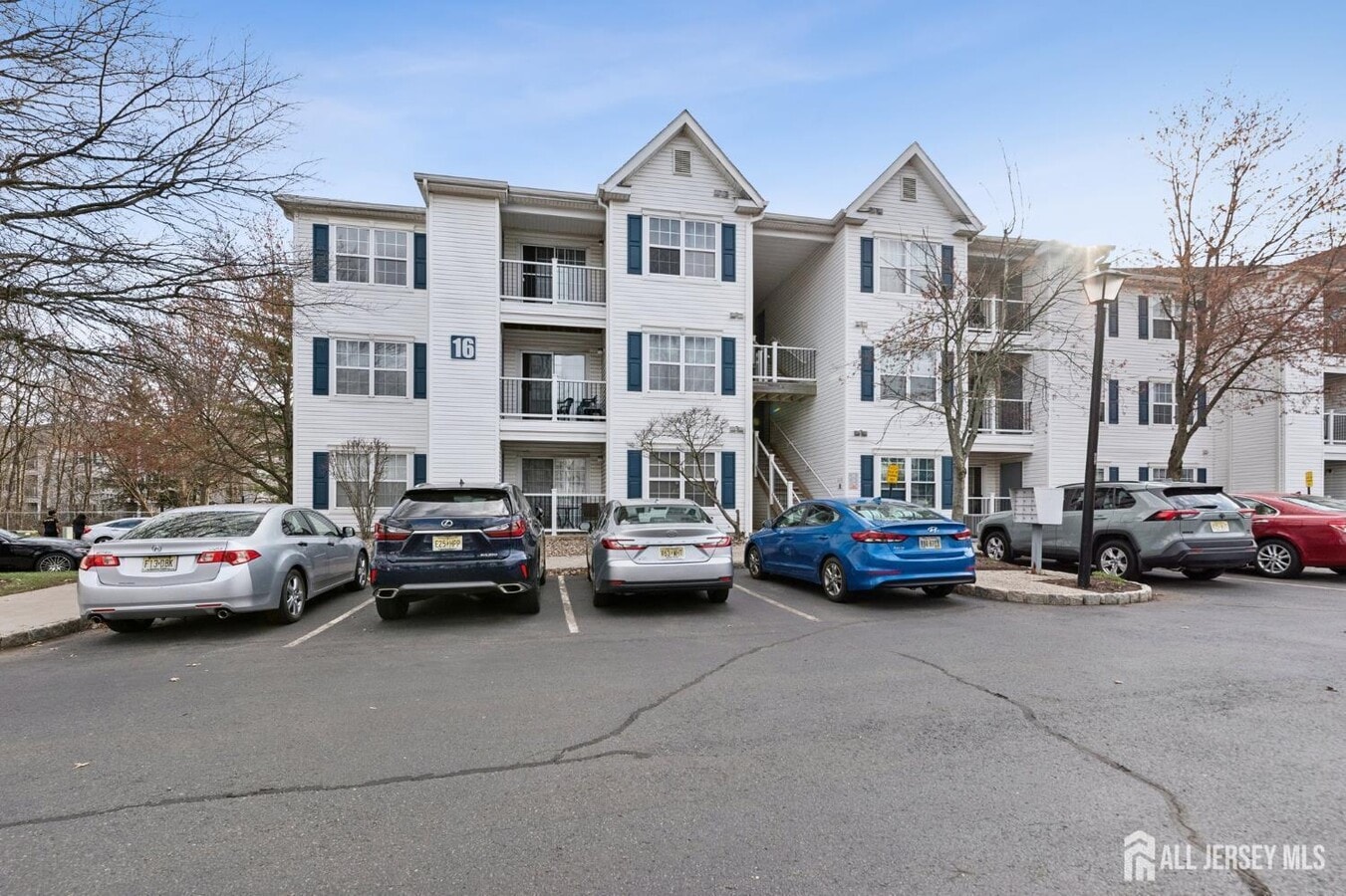Photo - 1634 Waterford Dr