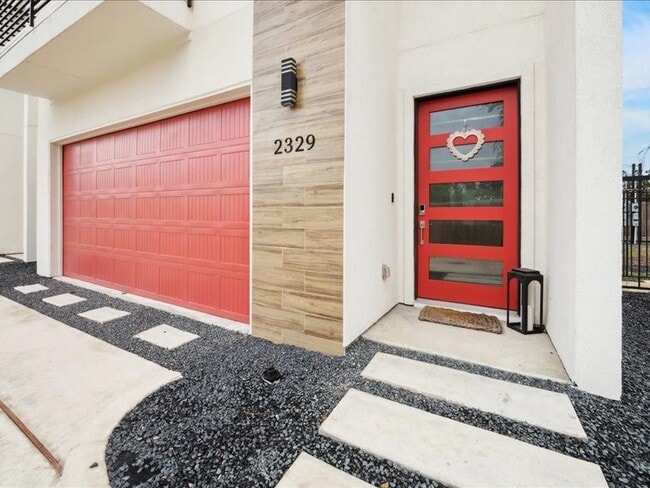 Photo - 2329 Paul Quinn St