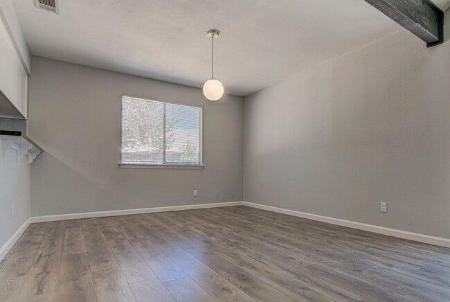 Photo - 1605 Dale Cove Unit - A
