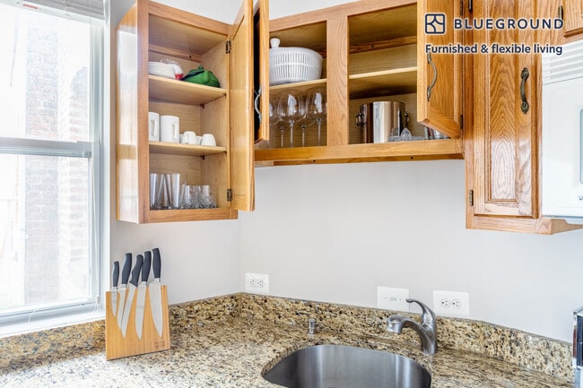 Photo - 1826 Vernon St NW Unidad FL2-ID187