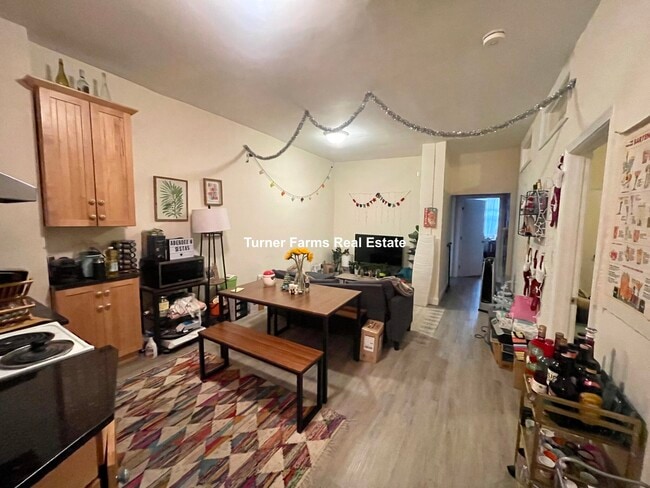 Photo - 19 Aberdeen St Unit 4