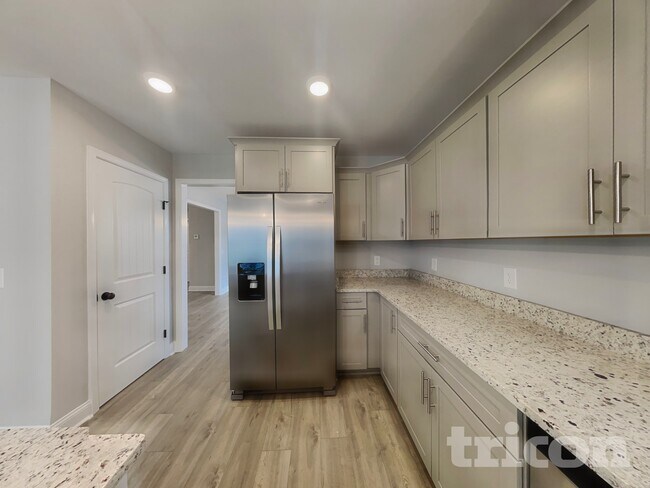 Photo - 508 Macy Lynn Dr