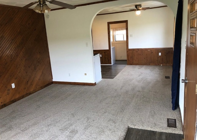 Photo - 205 S 1st St