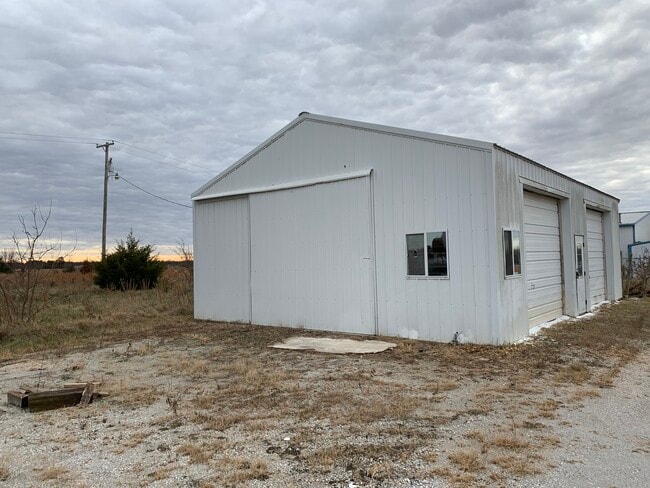 Photo - 13943 Penn Ln