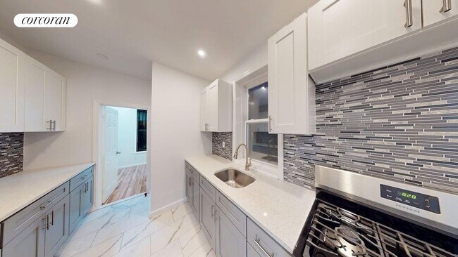 Building Photo - 949 Prospect Pl Rental